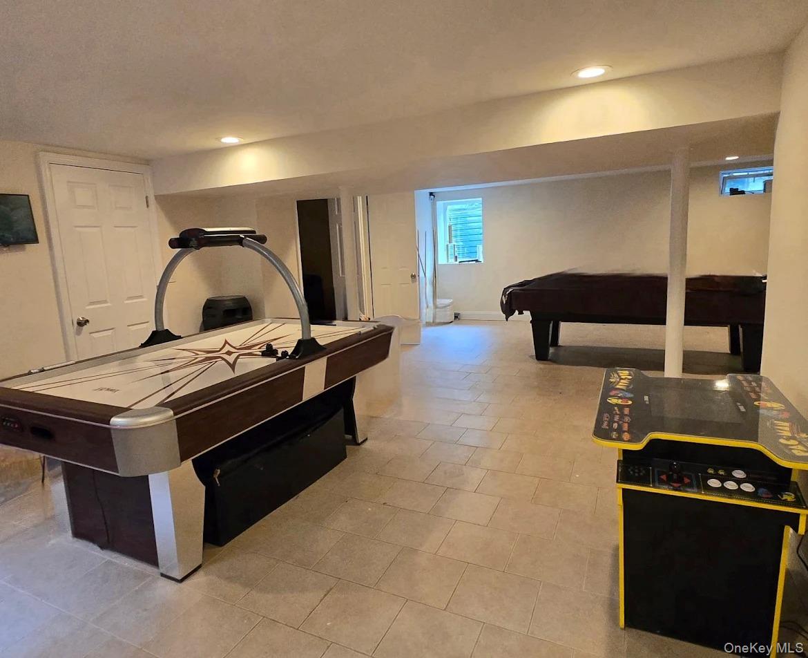 #17 photo, 336 Nicolls Road, সাফোক কাউন্টি Deer Park , NY 11729