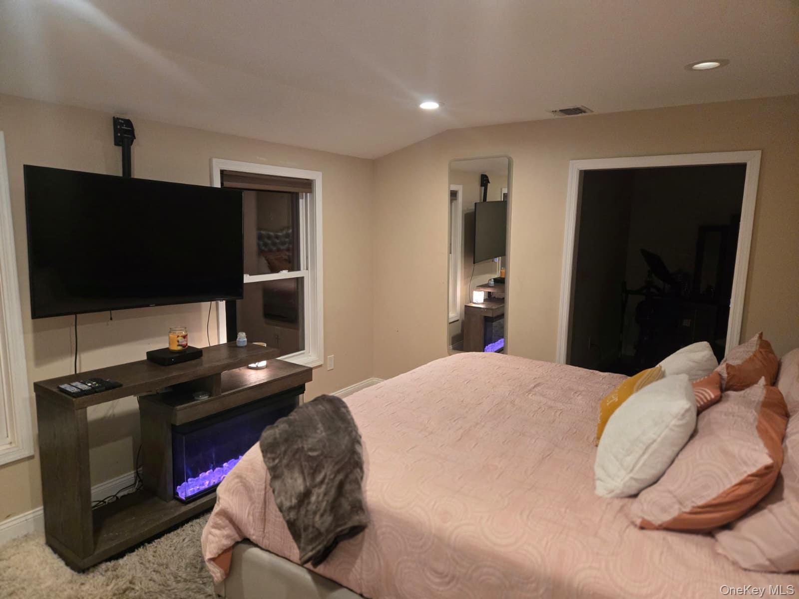 #20 photo, 336 Nicolls Road, সাফোক কাউন্টি Deer Park , NY 11729