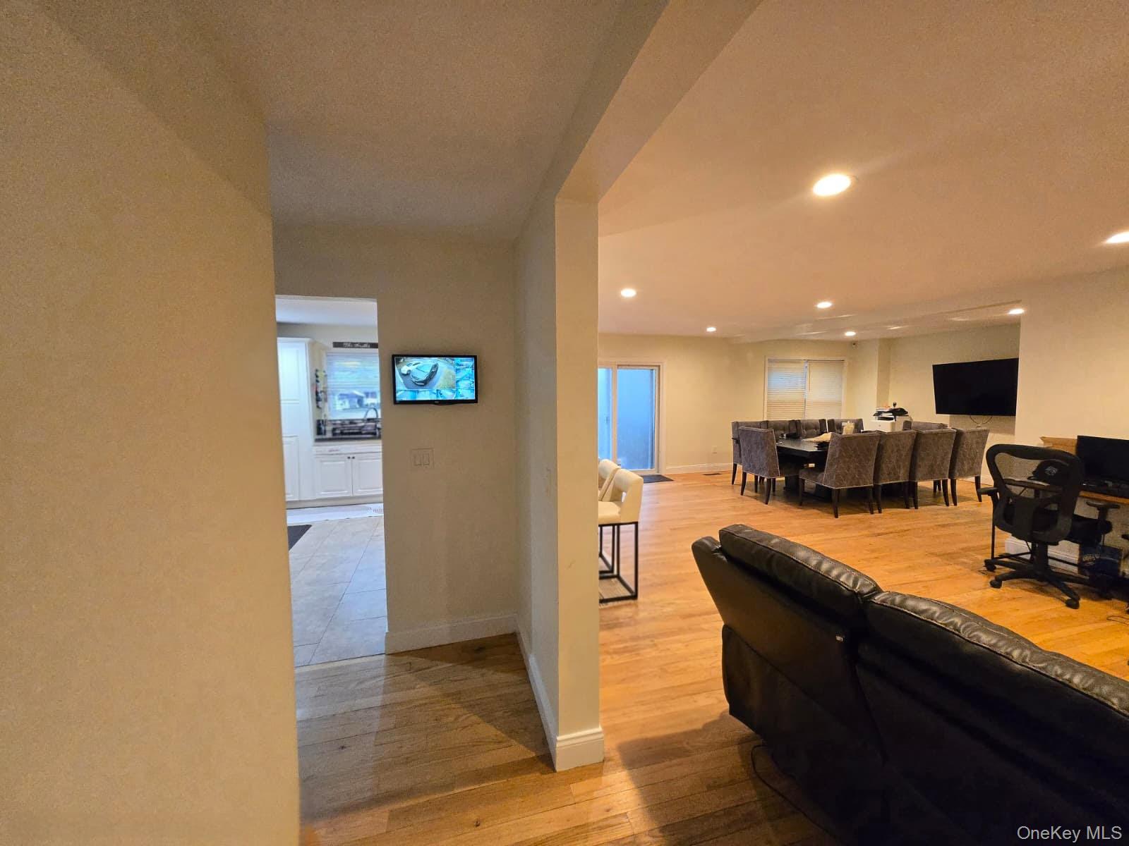 #5 photo, 336 Nicolls Road, সাফোক কাউন্টি Deer Park , NY 11729