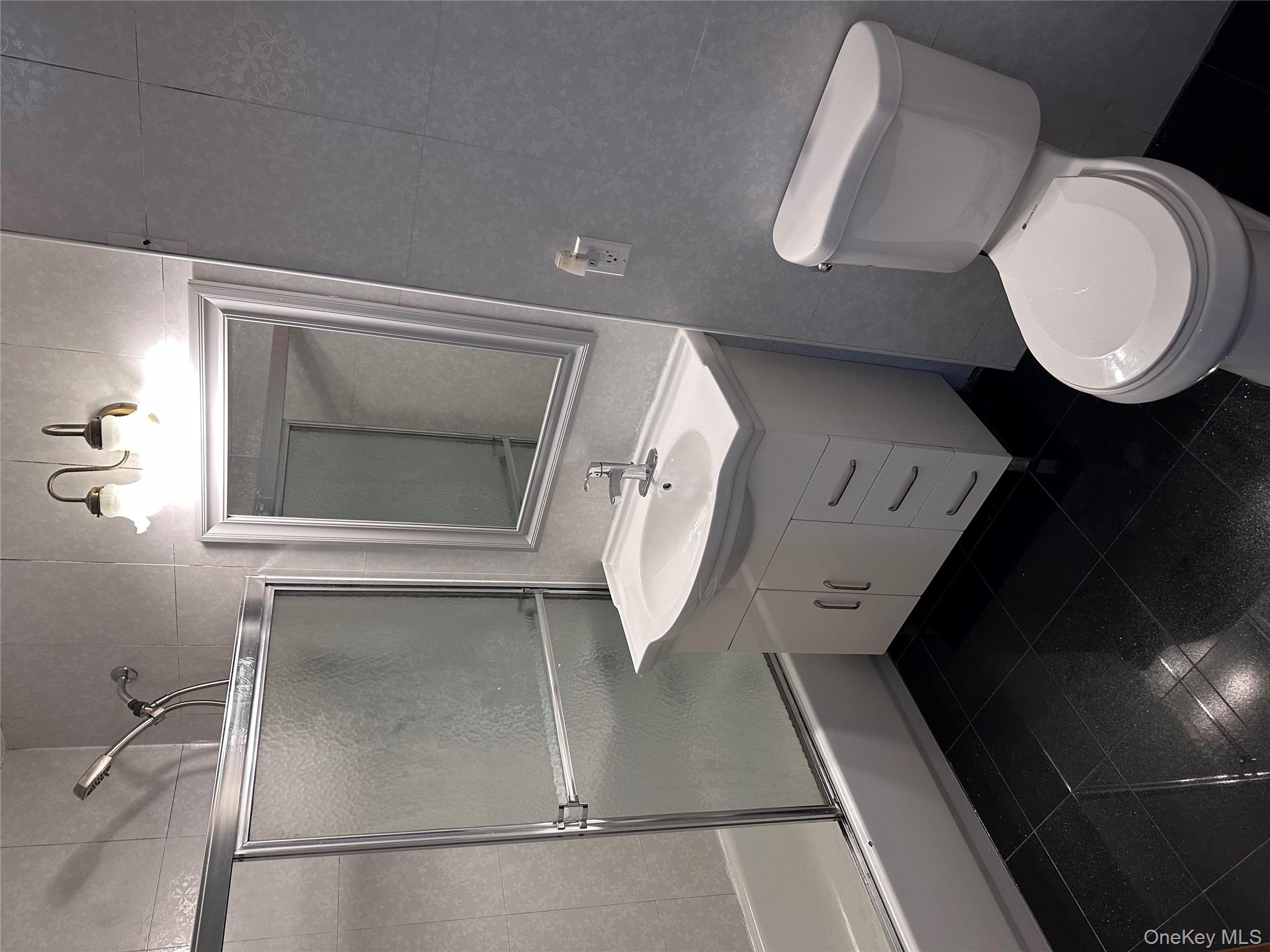 #4 photo, 71-77 159 Street, 플러싱 Flushing , NY 11365