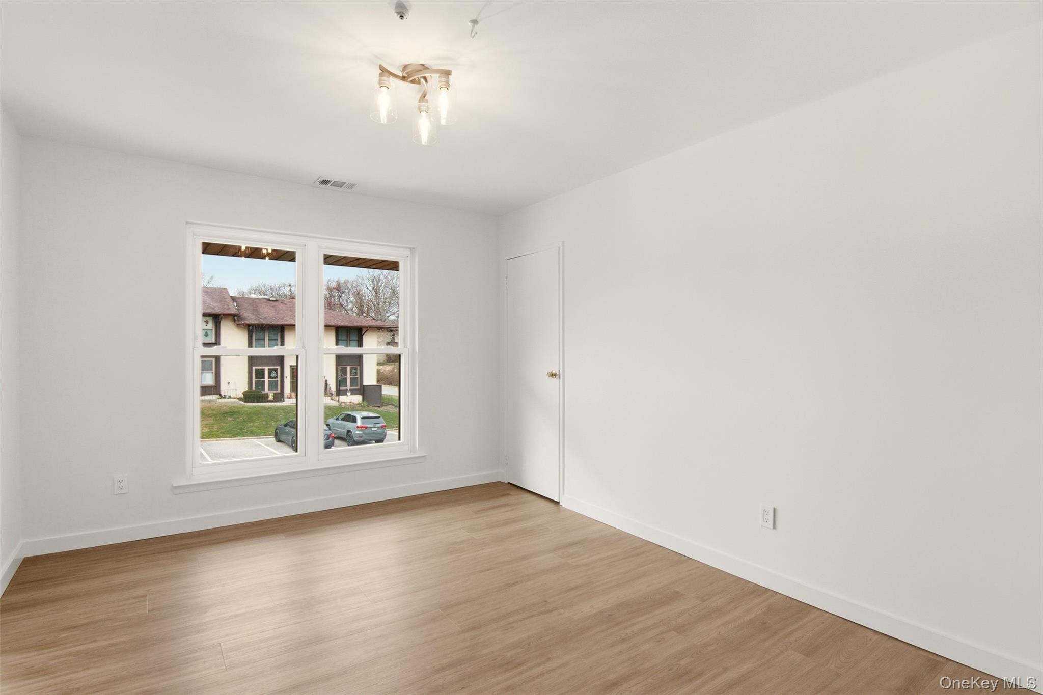 #12 photo, 8 Dogwood Court, Selden , NY 11784