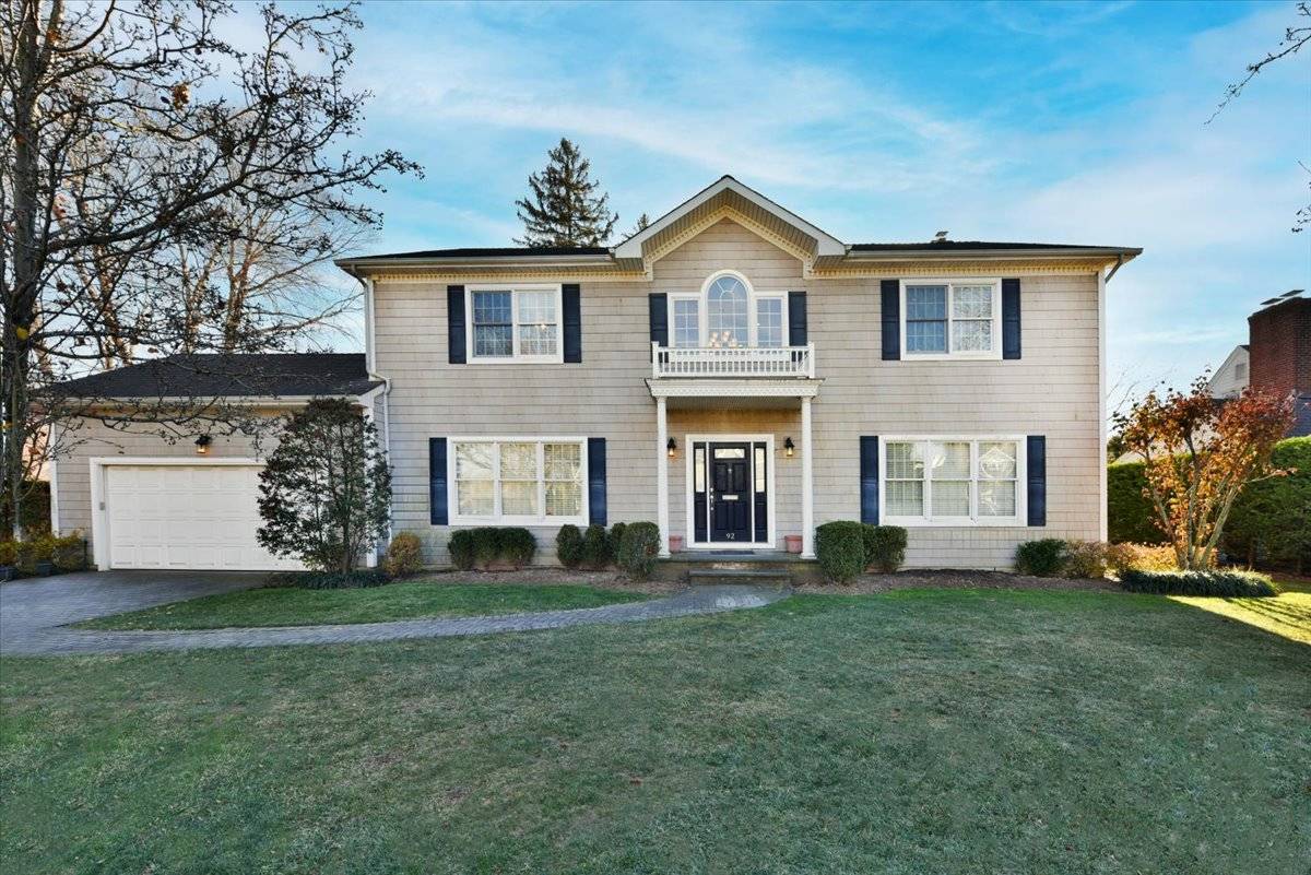 #1 photo, 92 Amherst Street, নাসাউ কাউন্টি Garden City , NY 11530