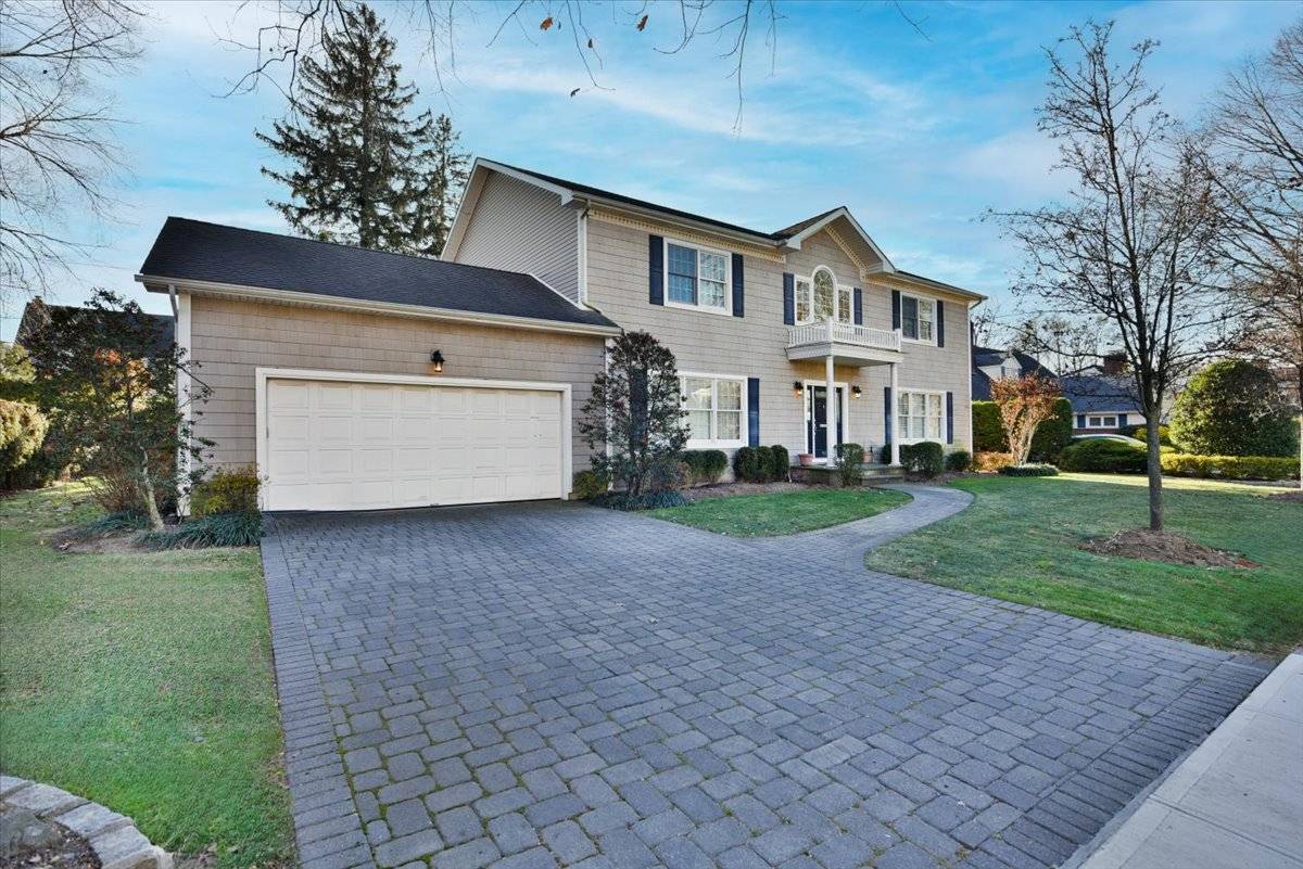 #2 photo, 92 Amherst Street, নাসাউ কাউন্টি Garden City , NY 11530