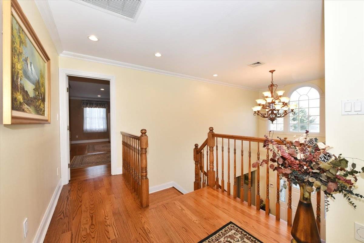 #23 photo, 92 Amherst Street, নাসাউ কাউন্টি Garden City , NY 11530