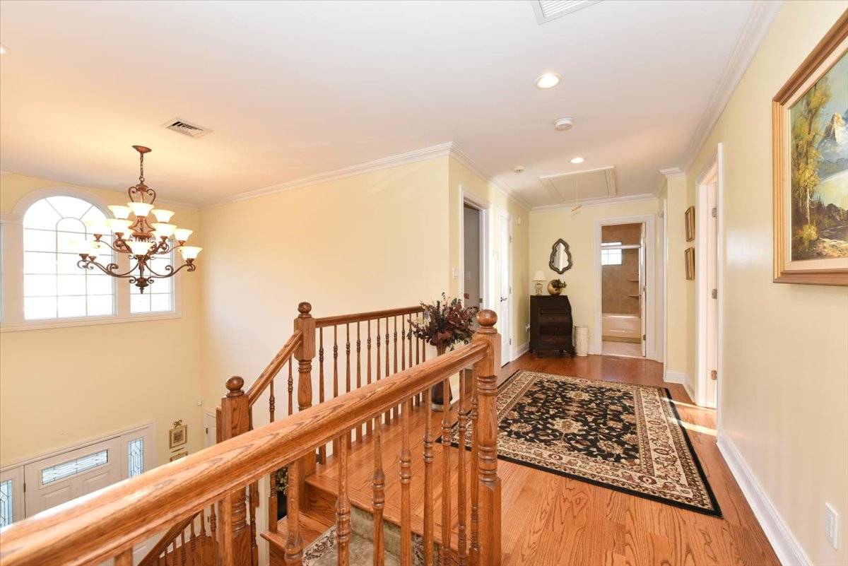 #25 photo, 92 Amherst Street, নাসাউ কাউন্টি Garden City , NY 11530