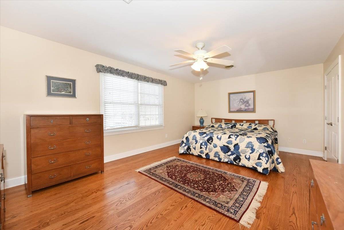 #31 photo, 92 Amherst Street, নাসাউ কাউন্টি Garden City , NY 11530