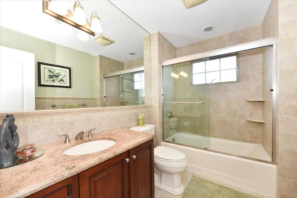 #33 photo, 92 Amherst Street, নাসাউ কাউন্টি Garden City , NY 11530