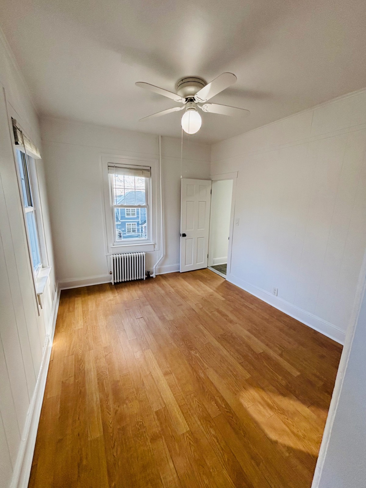 #4 photo, 420 Littleworth Ln, #8, Sea Cliff , NY 11579