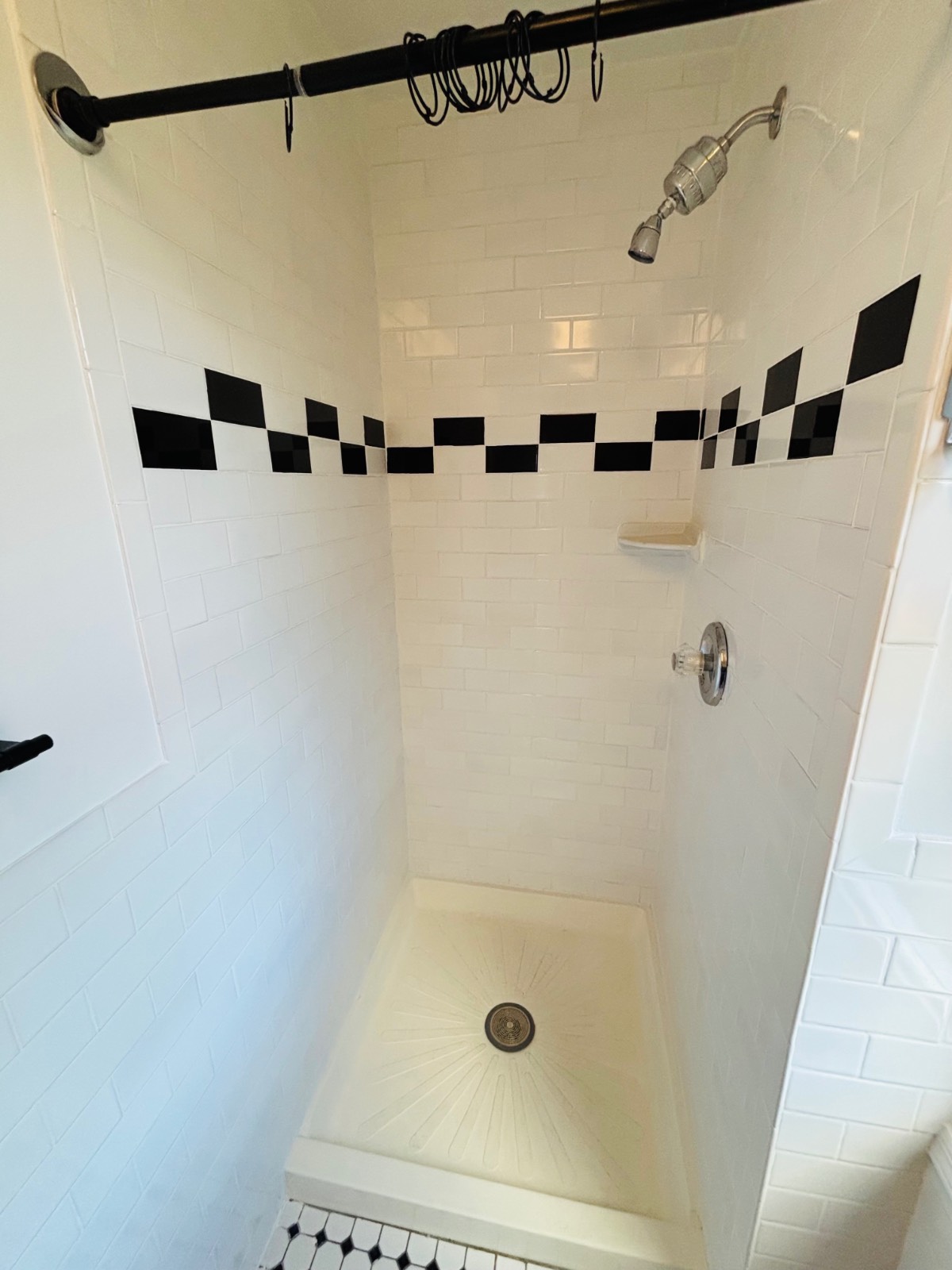 #8 photo, 420 Littleworth Ln, #8, Sea Cliff , NY 11579