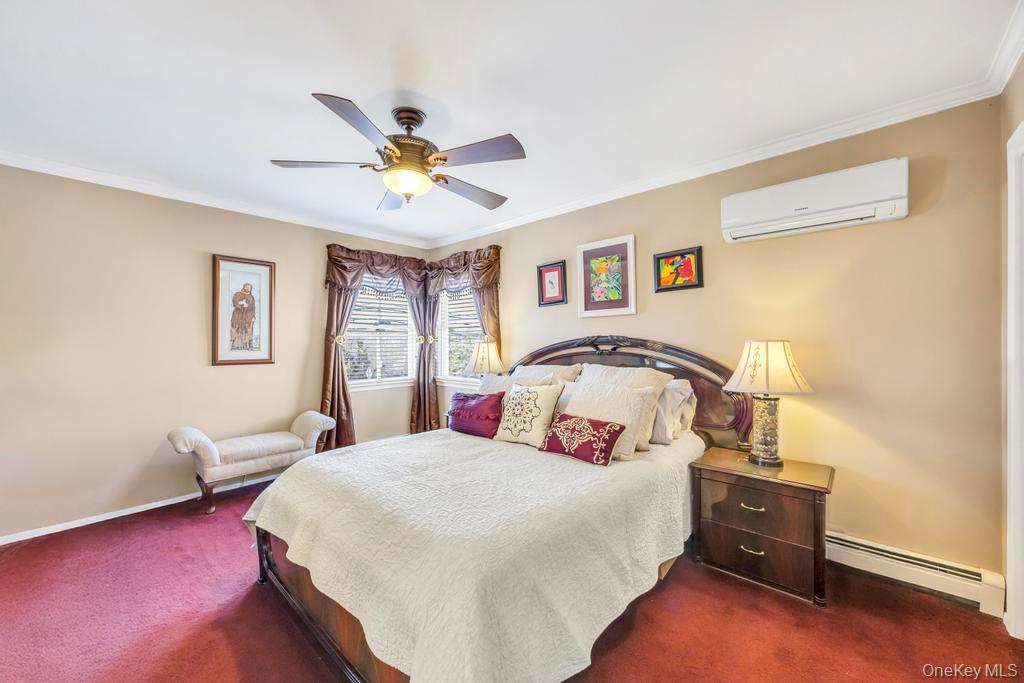 #18 photo, 57 New South Road, নাসাউ কাউন্টি Hicksville , NY 11801