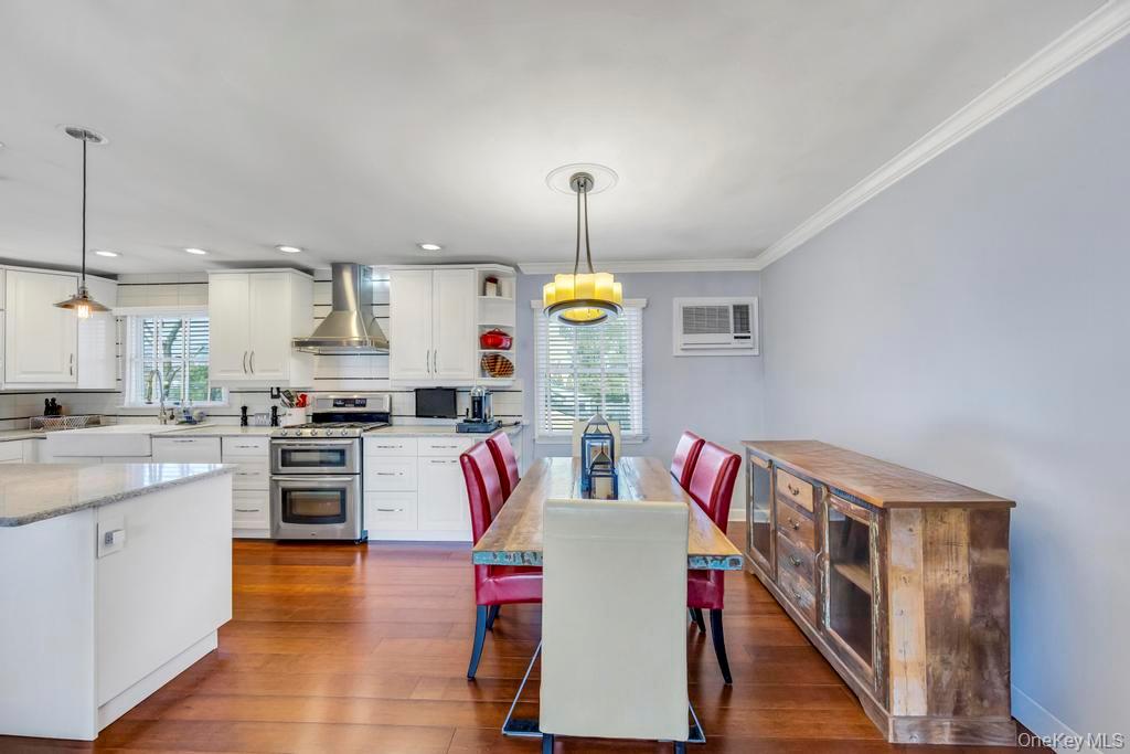 #9 photo, 57 New South Road, নাসাউ কাউন্টি Hicksville , NY 11801