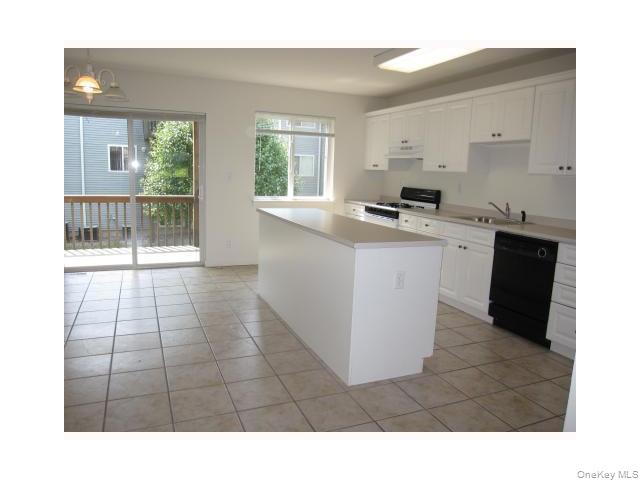 #2 photo, 25 College Avenue, Nanuet , NY 10954