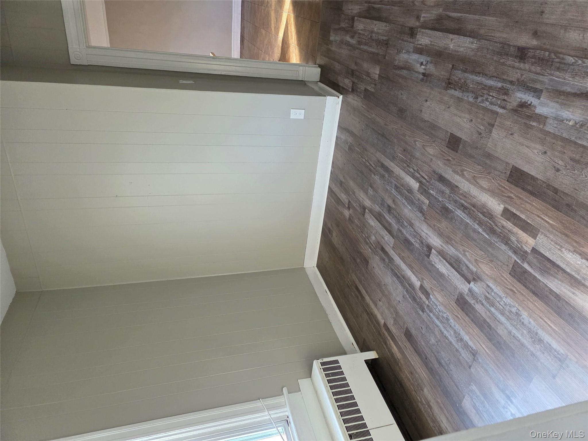 #2 photo, 18 Davis Street, Poughkeepsie , NY 12601