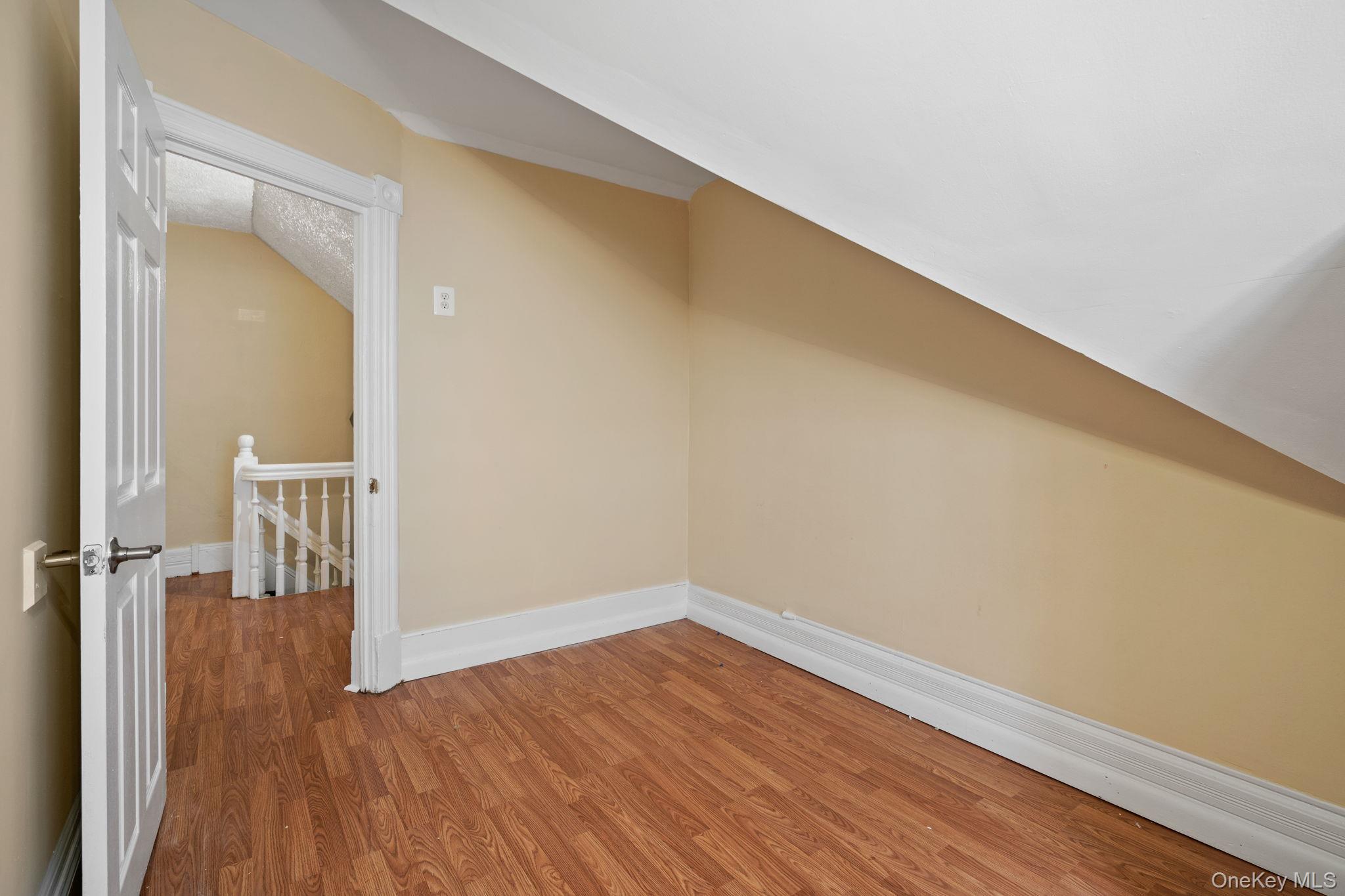 #11 photo, 61 Overlook Place, Newburgh , NY 12550