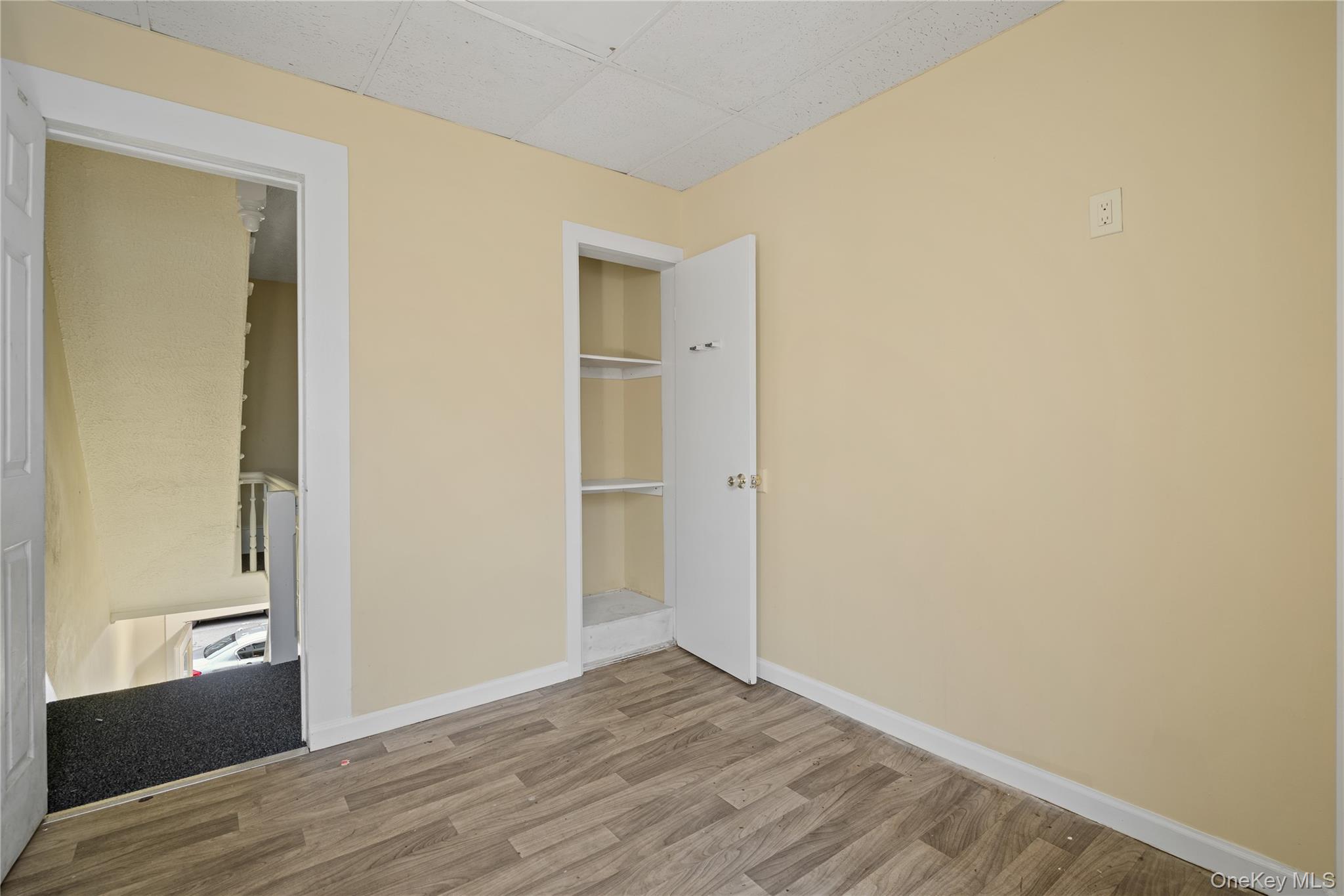 #3 photo, 61 Overlook Place, Newburgh , NY 12550