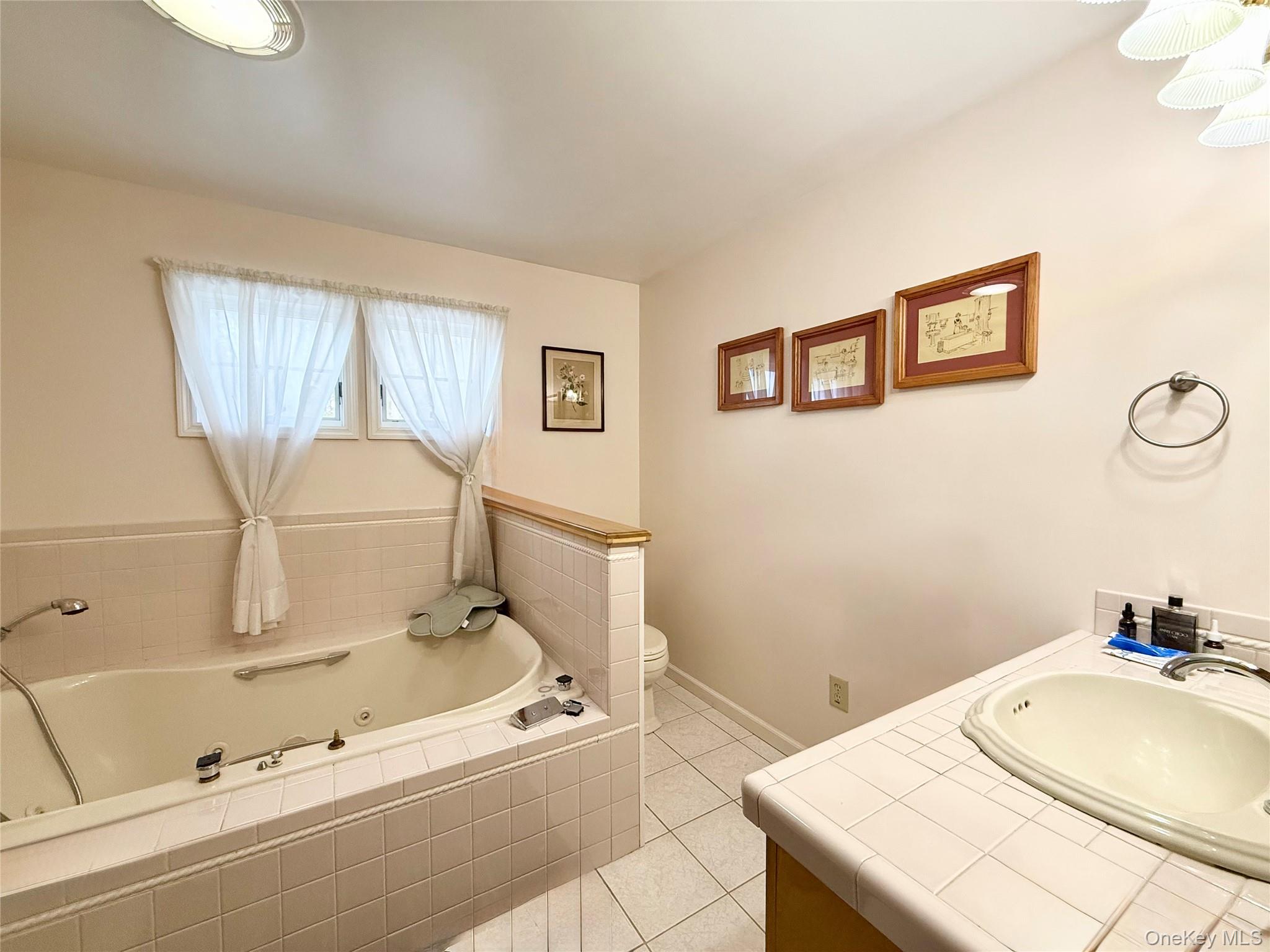 #16 photo, 912-918 Hollow Road, Salt Point , NY 12578