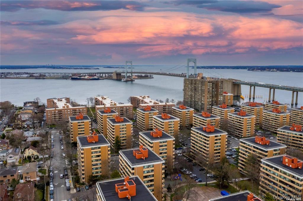 #18 photo, 162-40 9 Avenue, Beechhurst , NY 11357