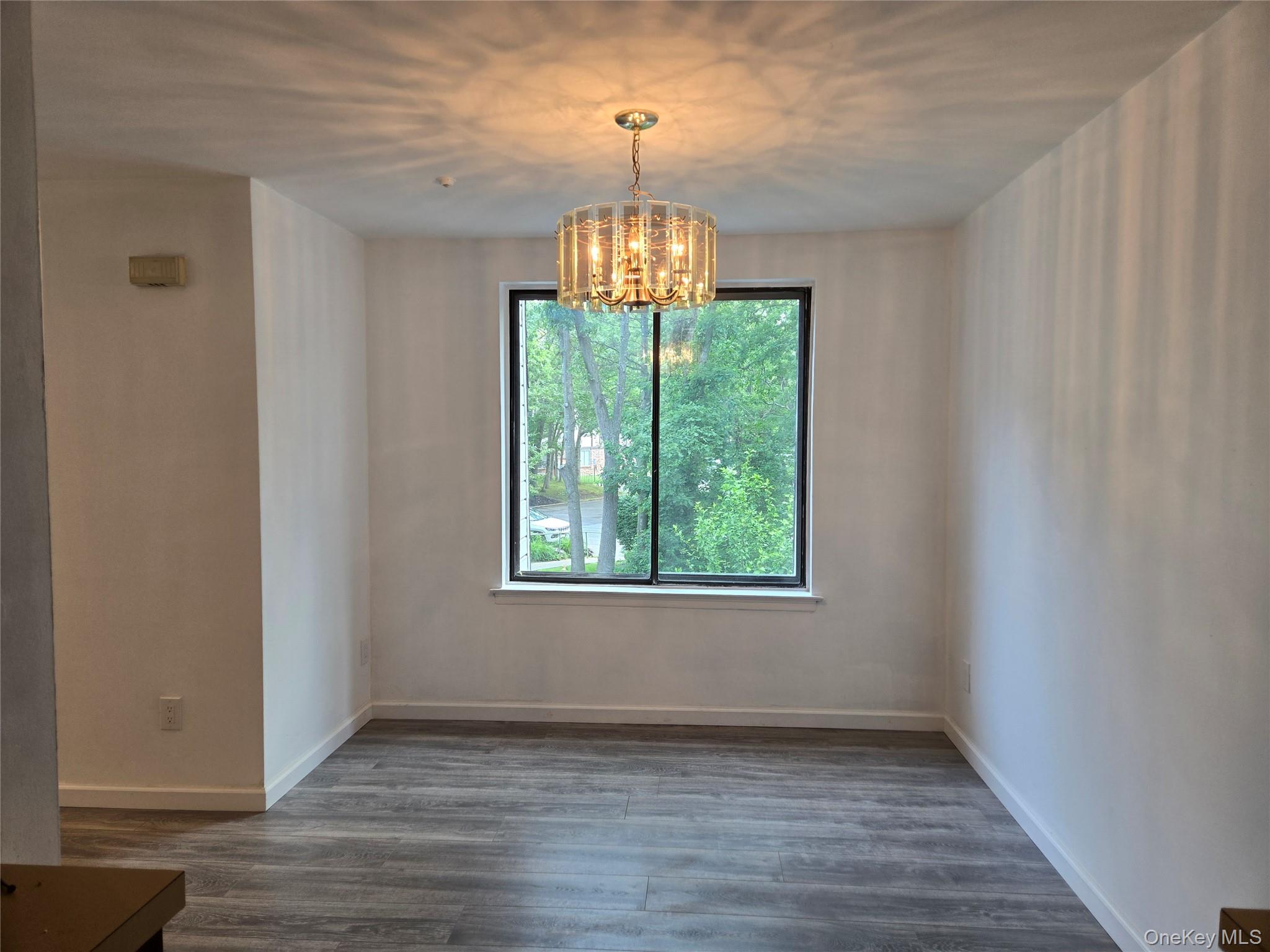 #6 photo, 132 Golf Lane, Medford , NY 11763