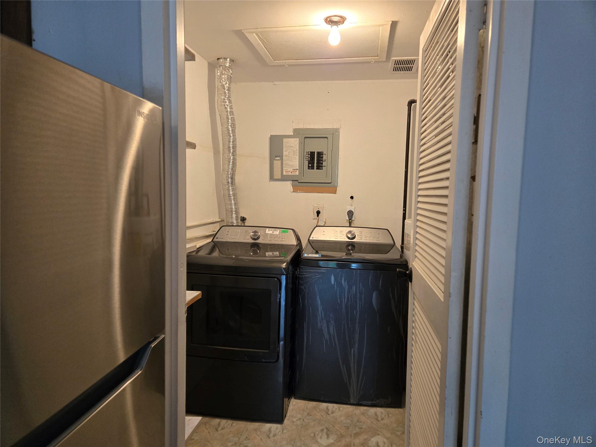 #9 photo, 132 Golf Lane, Medford , NY 11763