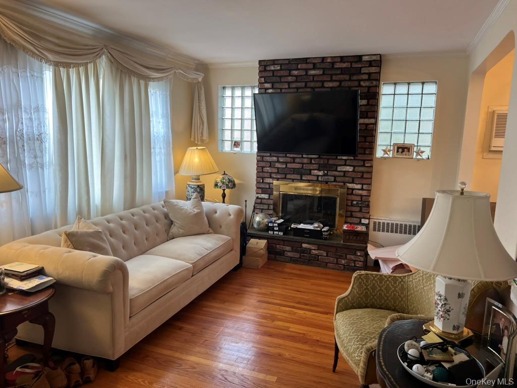 #3 photo, 21 Oceanview Avenue, Valley Stream , NY 11581