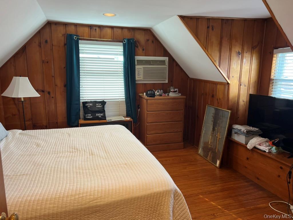 #8 photo, 21 Oceanview Avenue, Valley Stream , NY 11581