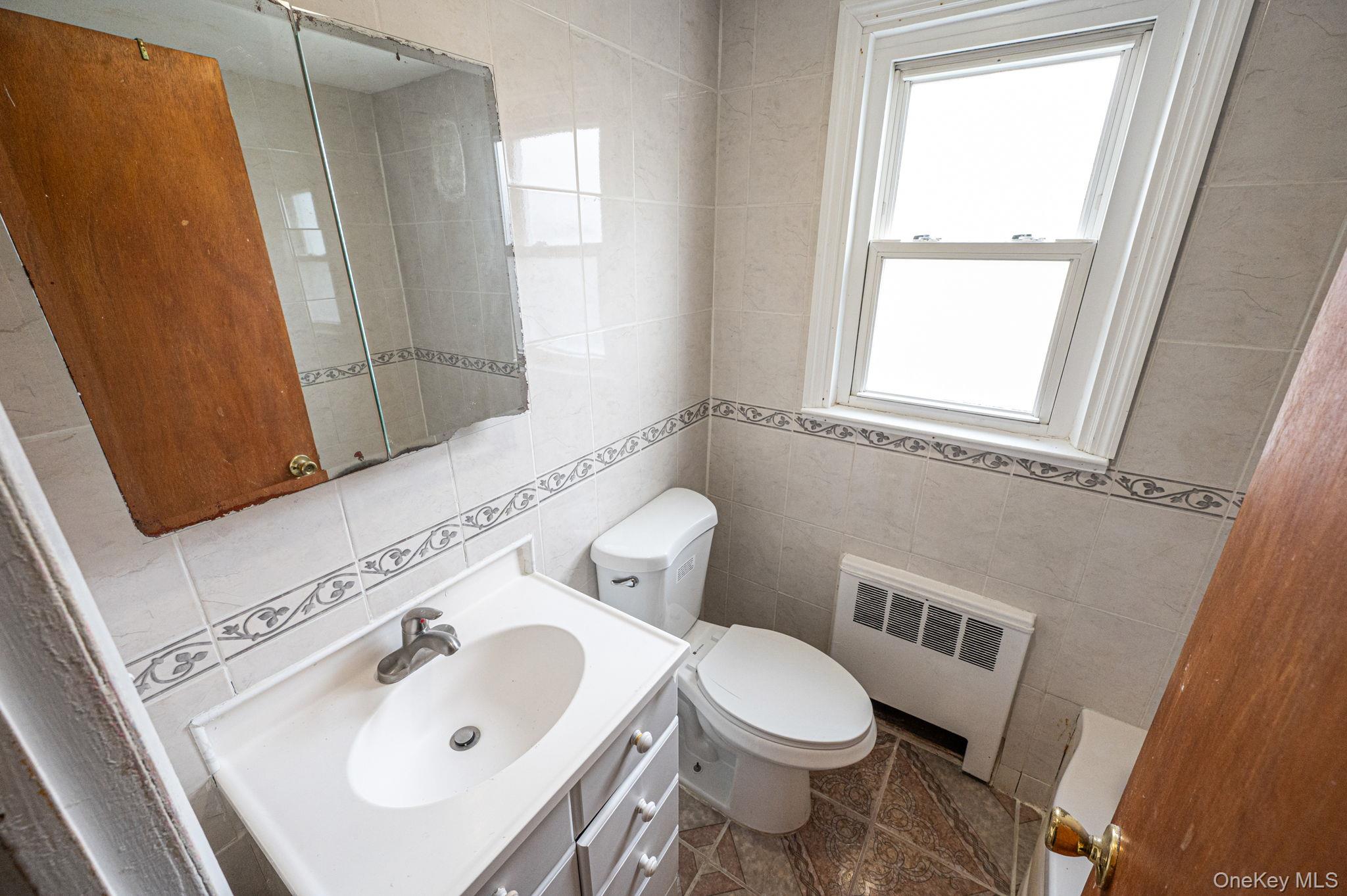 #17 photo, 206 W Marshall Street, Hempstead , NY 11550