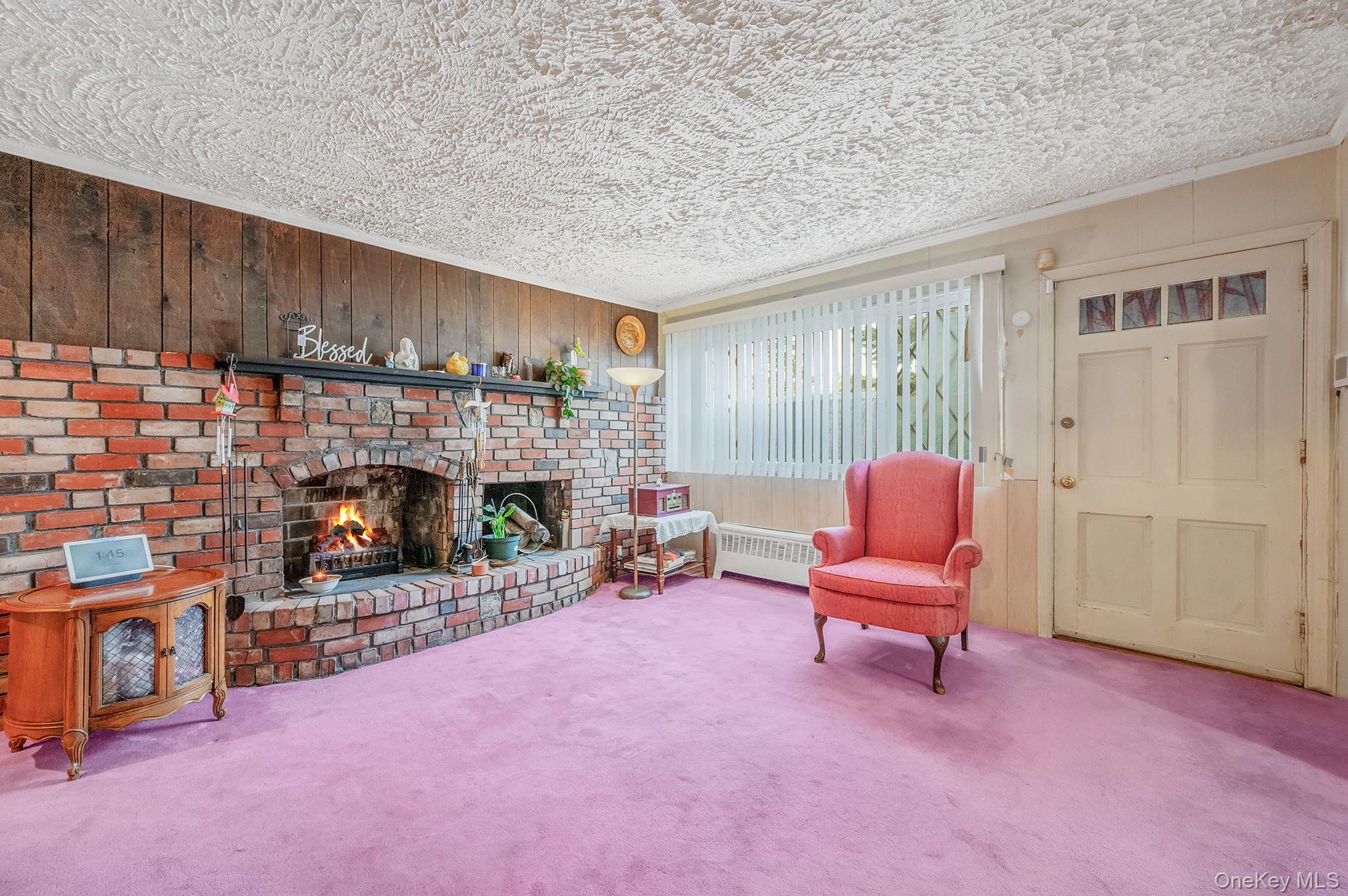 #2 photo, 206 W Marshall Street, Hempstead , NY 11550