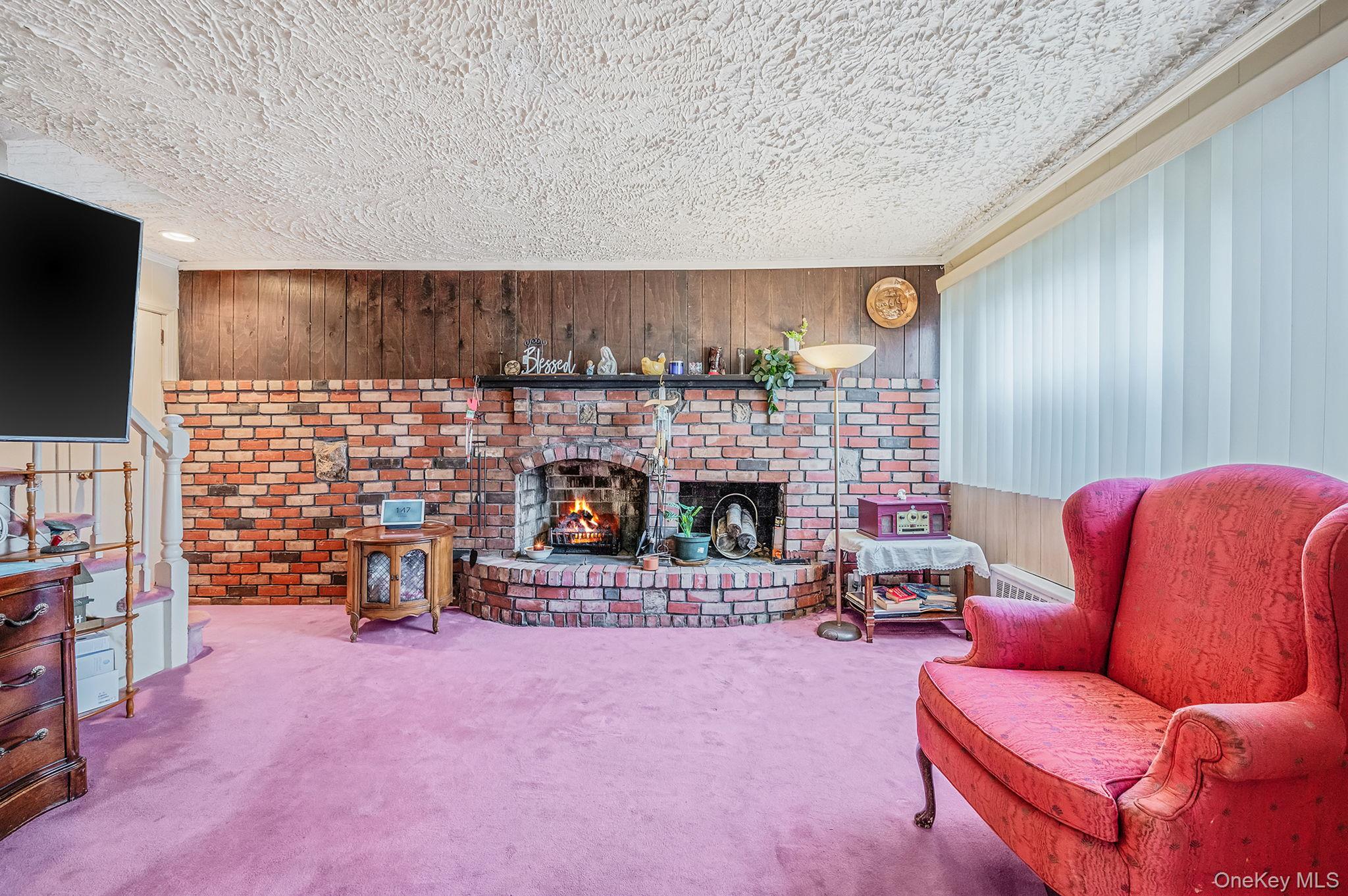 #3 photo, 206 W Marshall Street, Hempstead , NY 11550