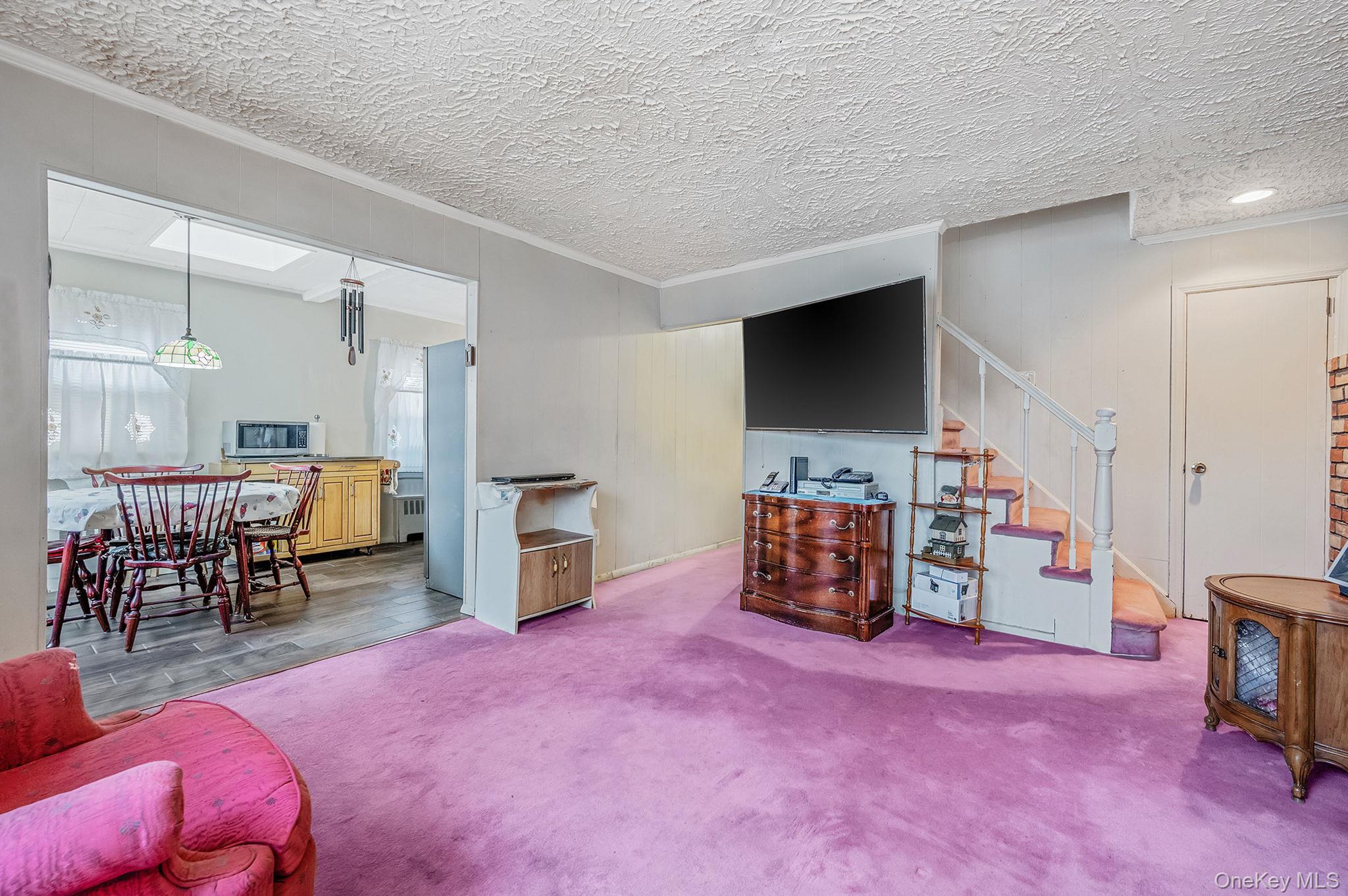 #5 photo, 206 W Marshall Street, Hempstead , NY 11550