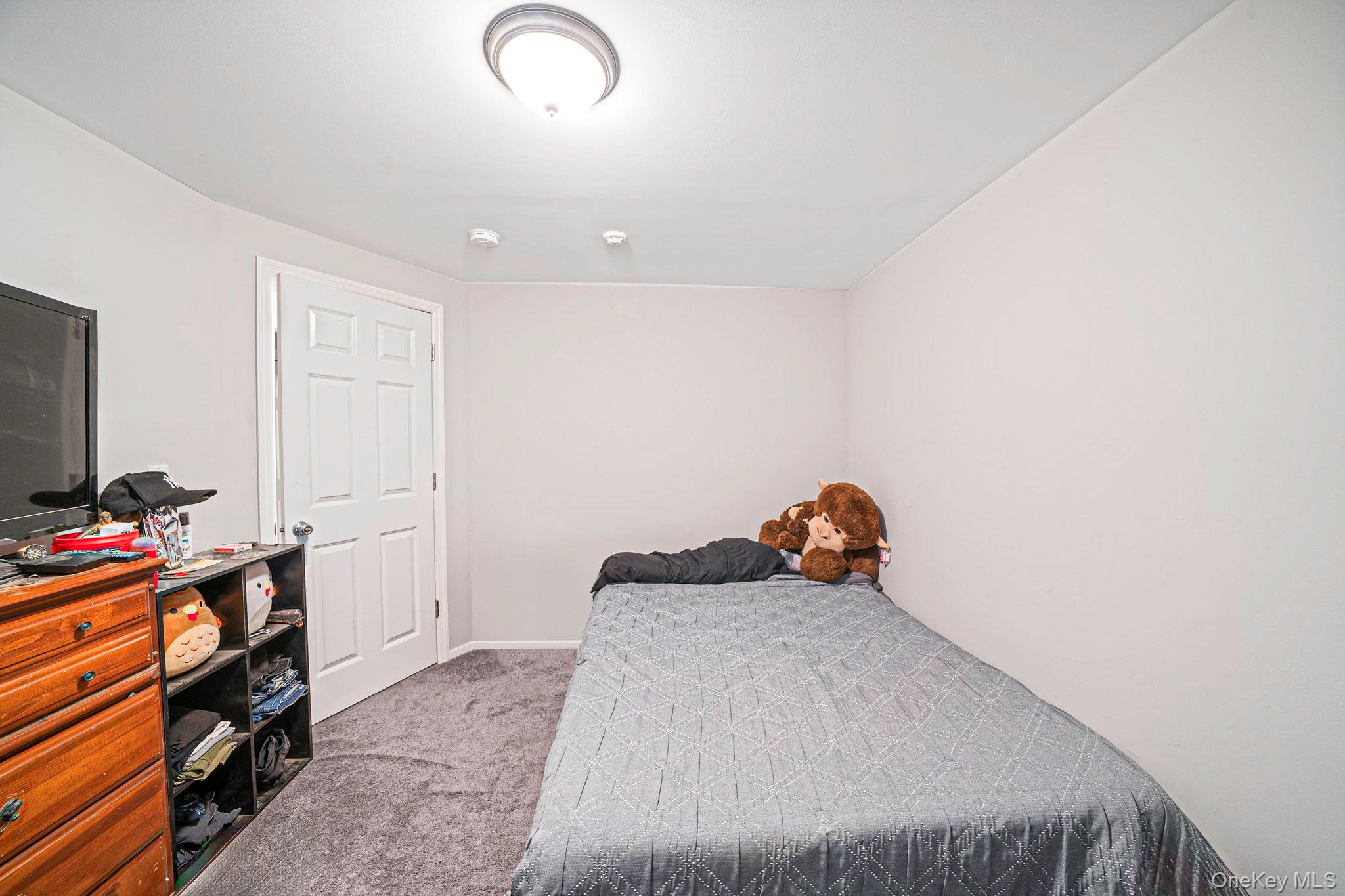 #18 photo, 268 Brettonwoods Drive, Coram , NY 11727