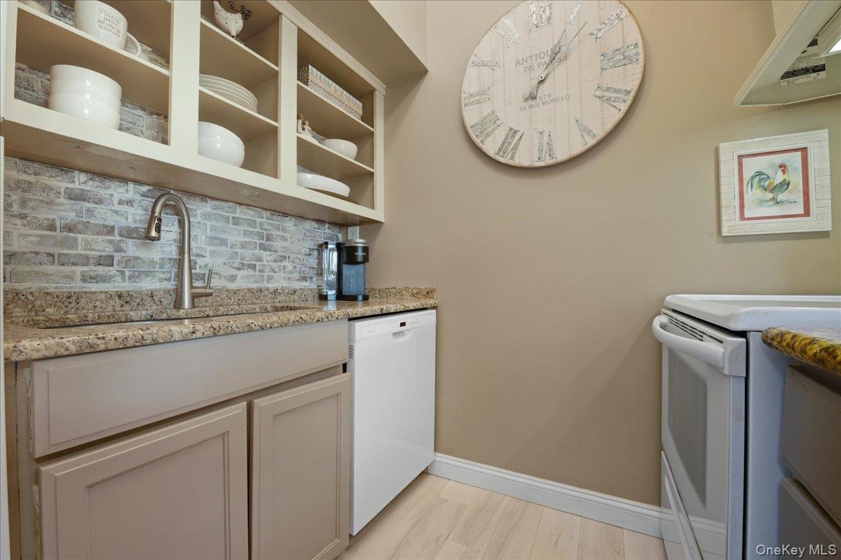 #16 photo, 100 Daly Boulevard, Oceanside , NY 11572