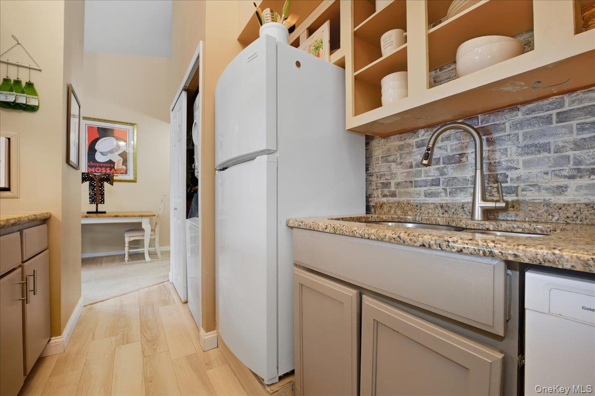 #18 photo, 100 Daly Boulevard, Oceanside , NY 11572