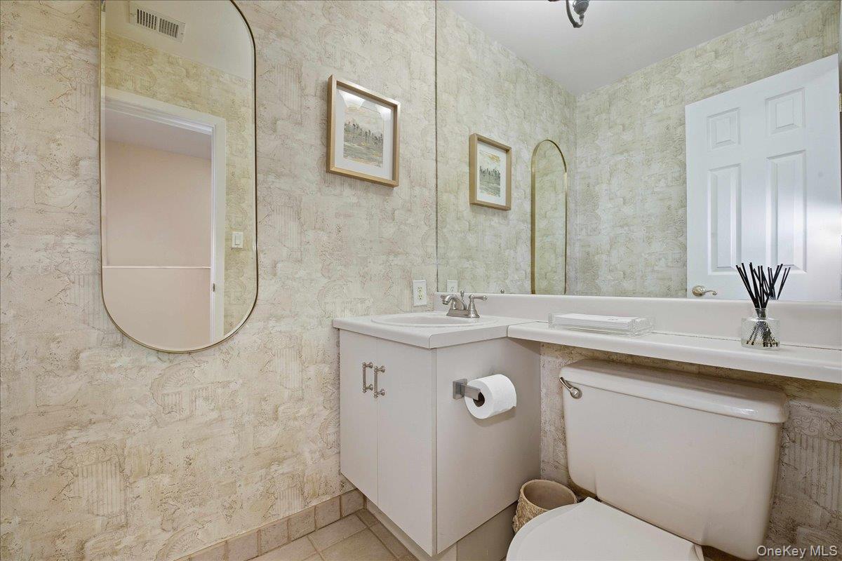 #19 photo, 100 Daly Boulevard, Oceanside , NY 11572