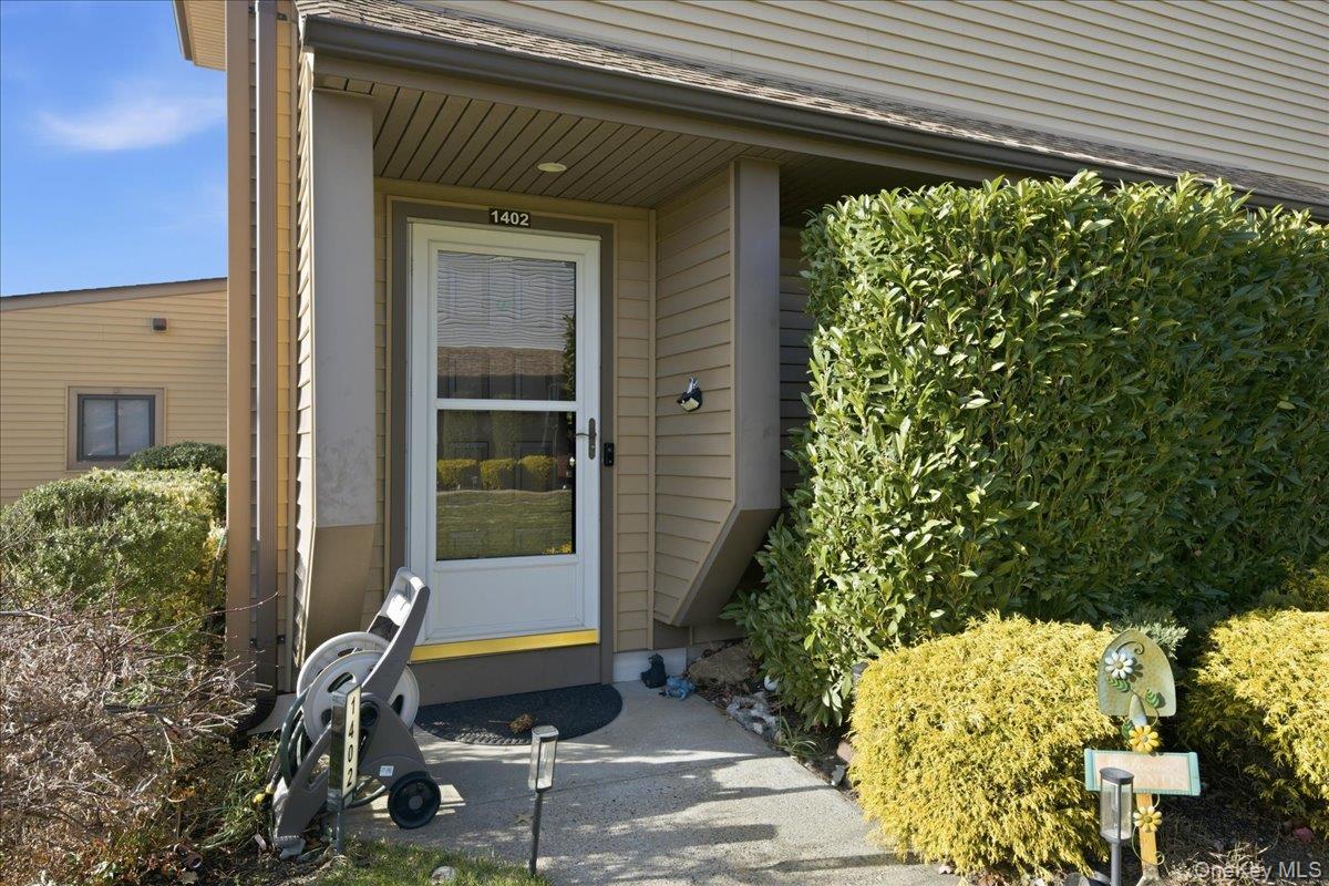 #4 photo, 100 Daly Boulevard, Oceanside , NY 11572