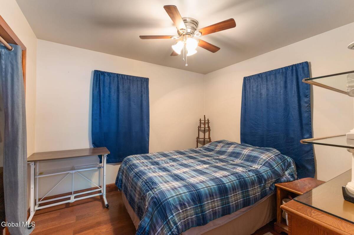 #20 photo, 150 Lancaster Street, Cohoes , NY 12047