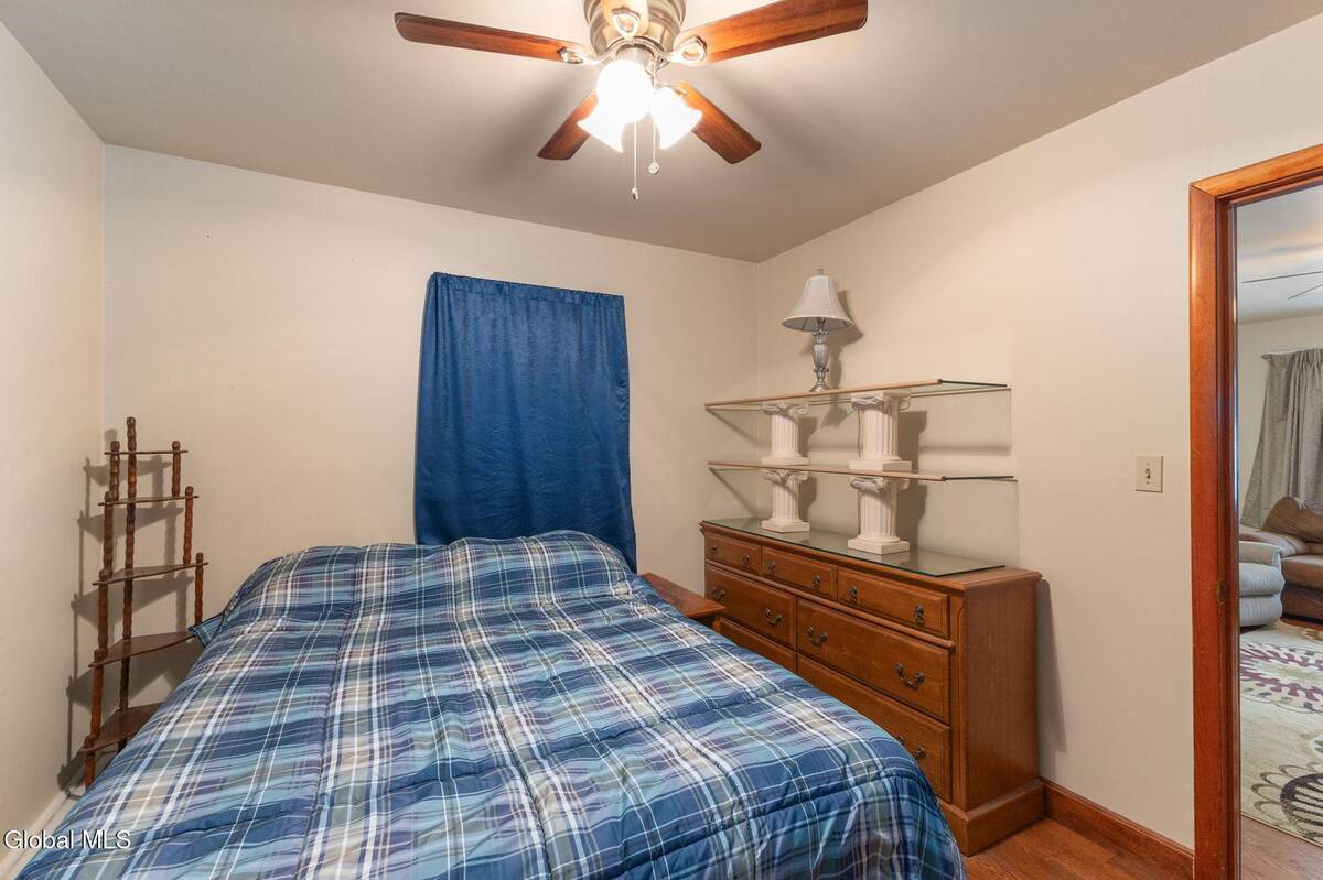 #21 photo, 150 Lancaster Street, Cohoes , NY 12047