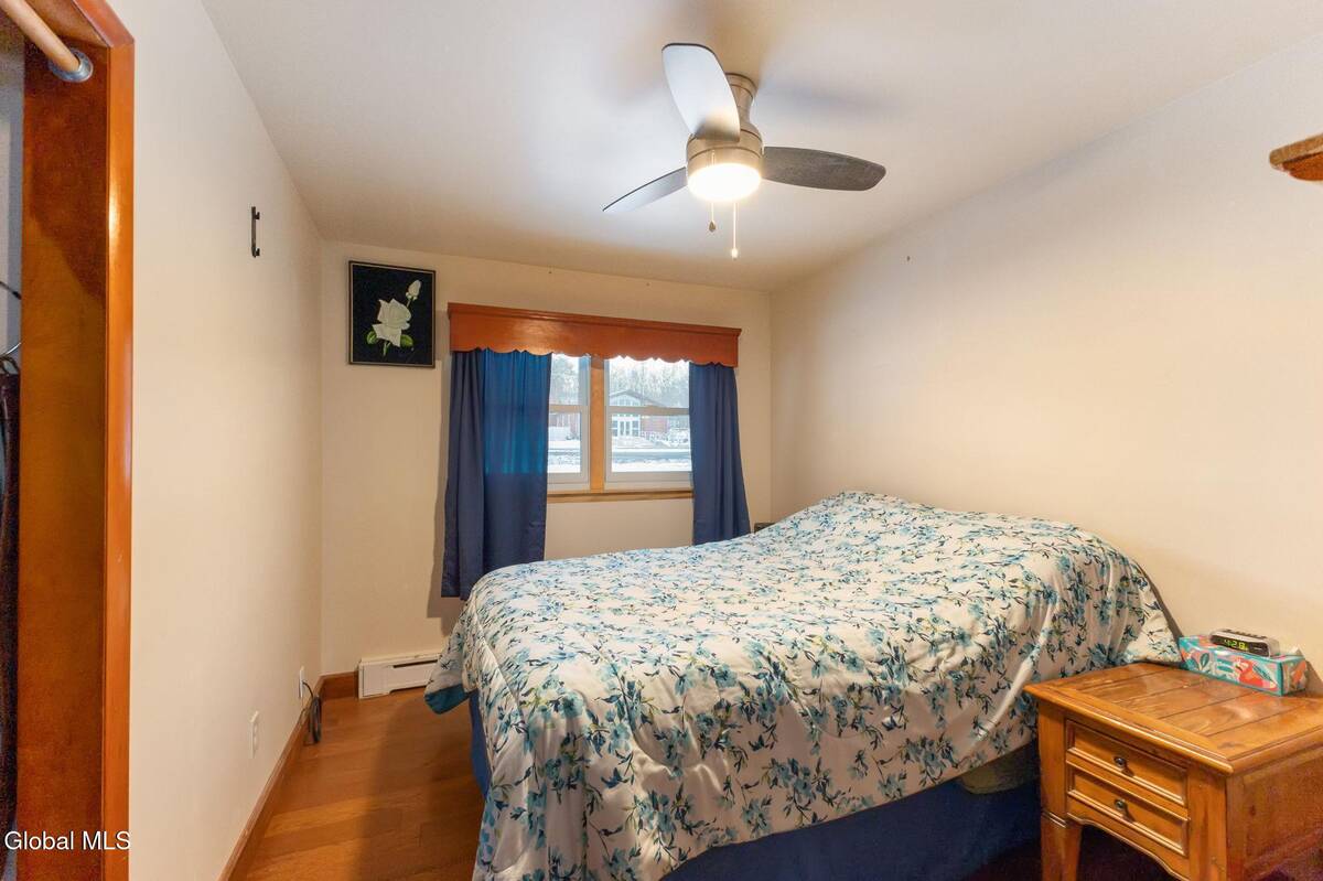 #22 photo, 150 Lancaster Street, Cohoes , NY 12047