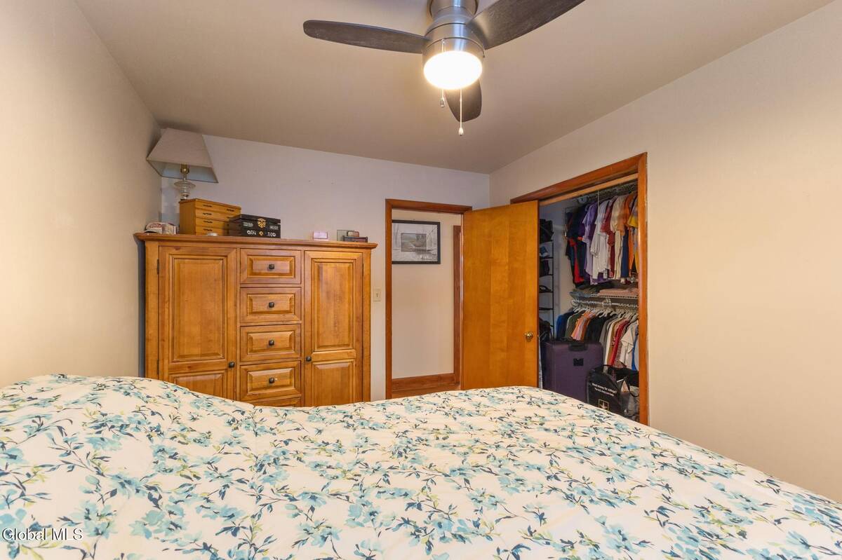 #23 photo, 150 Lancaster Street, Cohoes , NY 12047