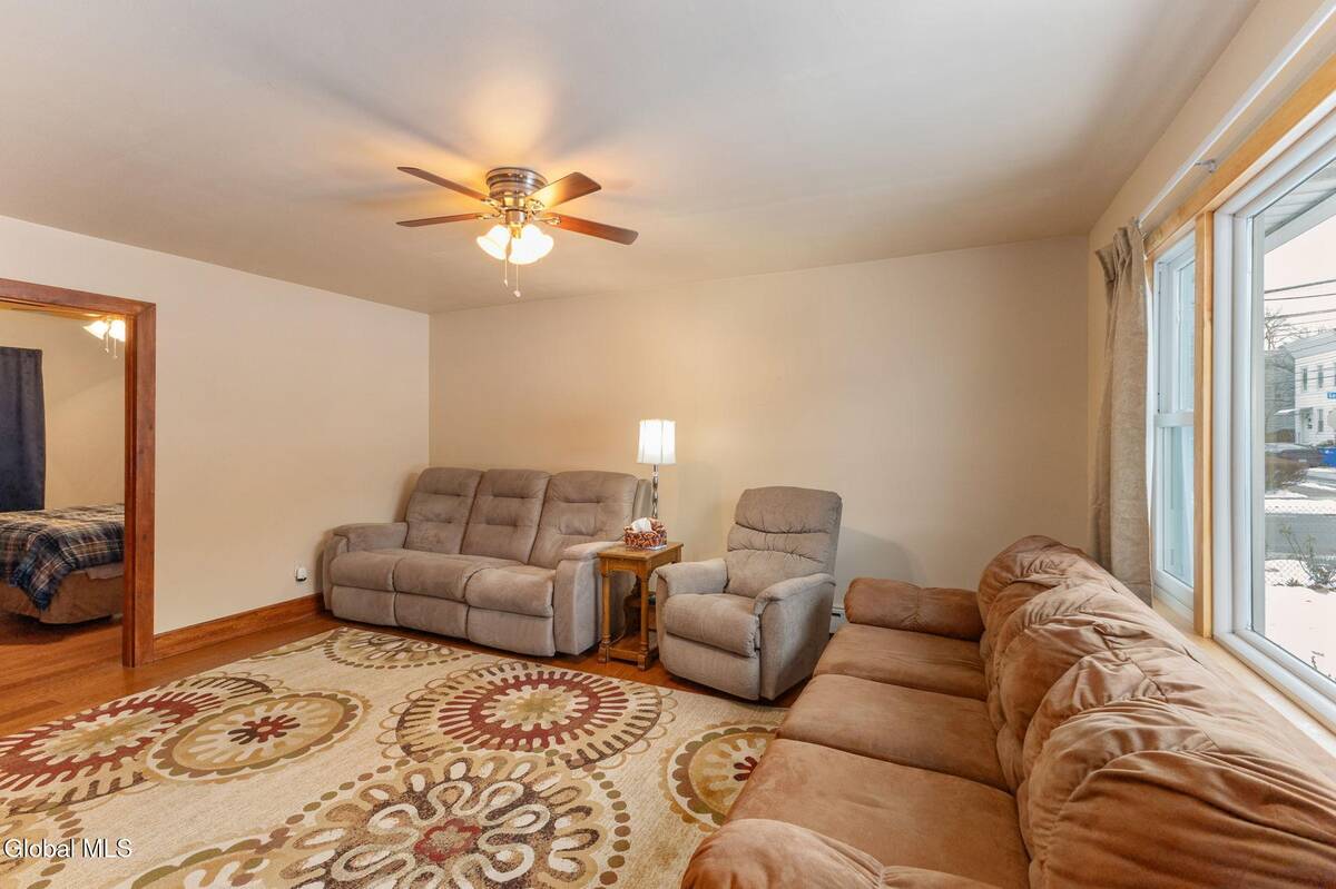 #7 photo, 150 Lancaster Street, Cohoes , NY 12047