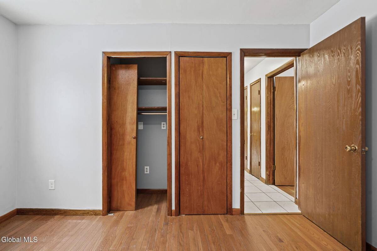 #22 photo, 8 Allyson Court, Colonie , NY 12205