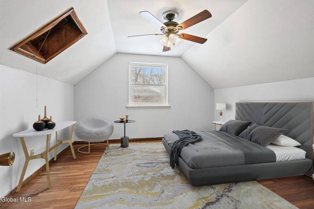 #25 photo, 8 Allyson Court, Colonie , NY 12205