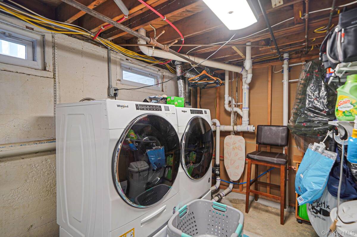 #13 photo, 386 33rd Street, Lindenhurst , NY 11757