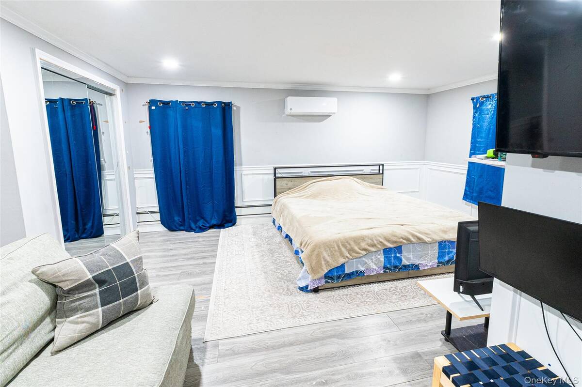 #23 photo, 163 Orchard Road, East Patchogue , NY 11772