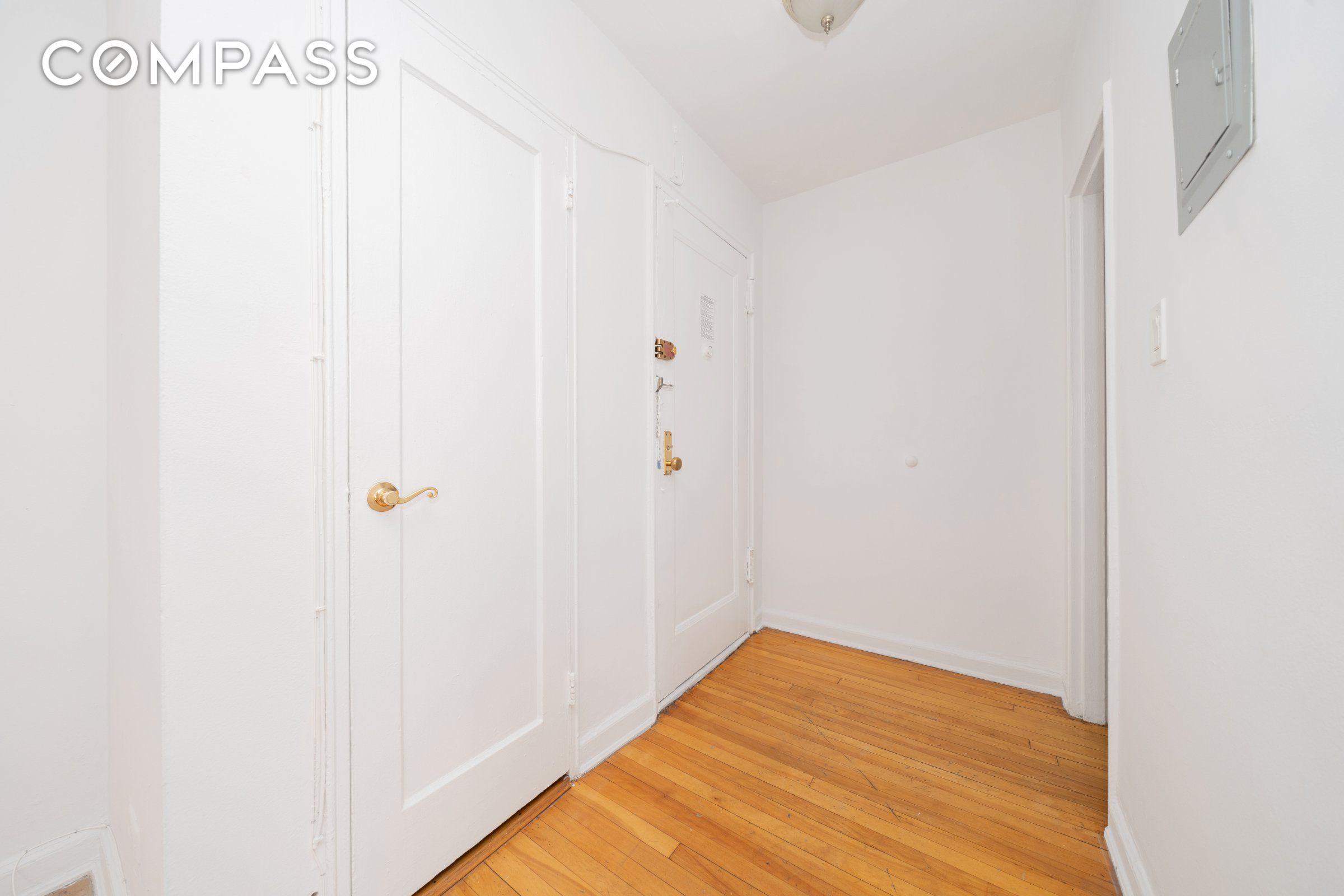 #7 photo, Jackson Heights, 皇后區 傑克遜高地 Jackson Heights , NY 11372