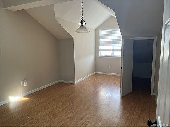 #6 photo, 1418 Outlook Avenue, Bronx , NY 10465