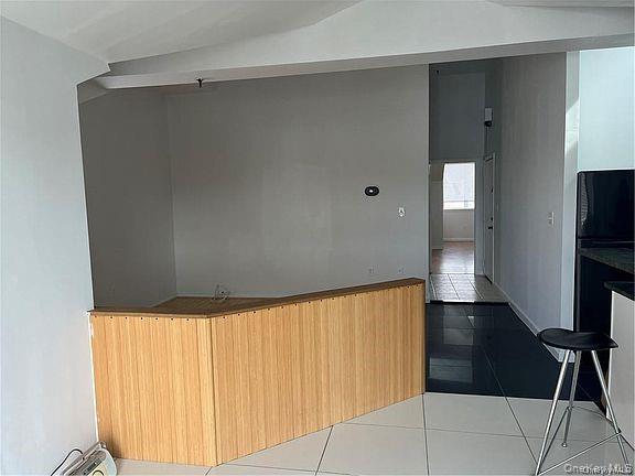 #9 photo, 1418 Outlook Avenue, Bronx , NY 10465