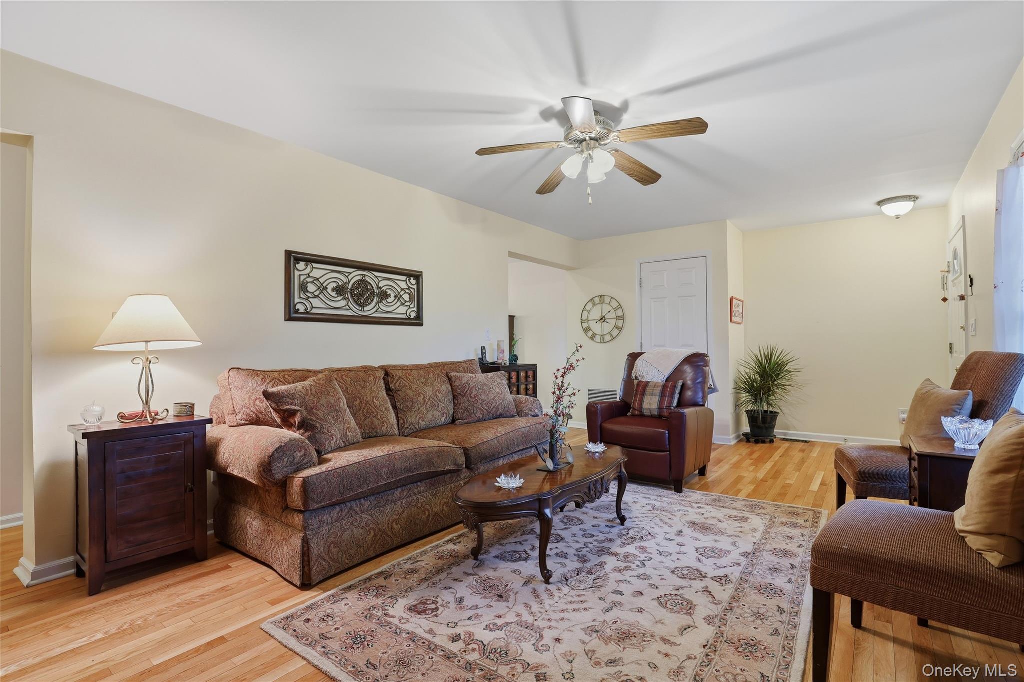 #15 photo, 6-8 Marion Avenue, 紐約州 Harrison , NY 10528