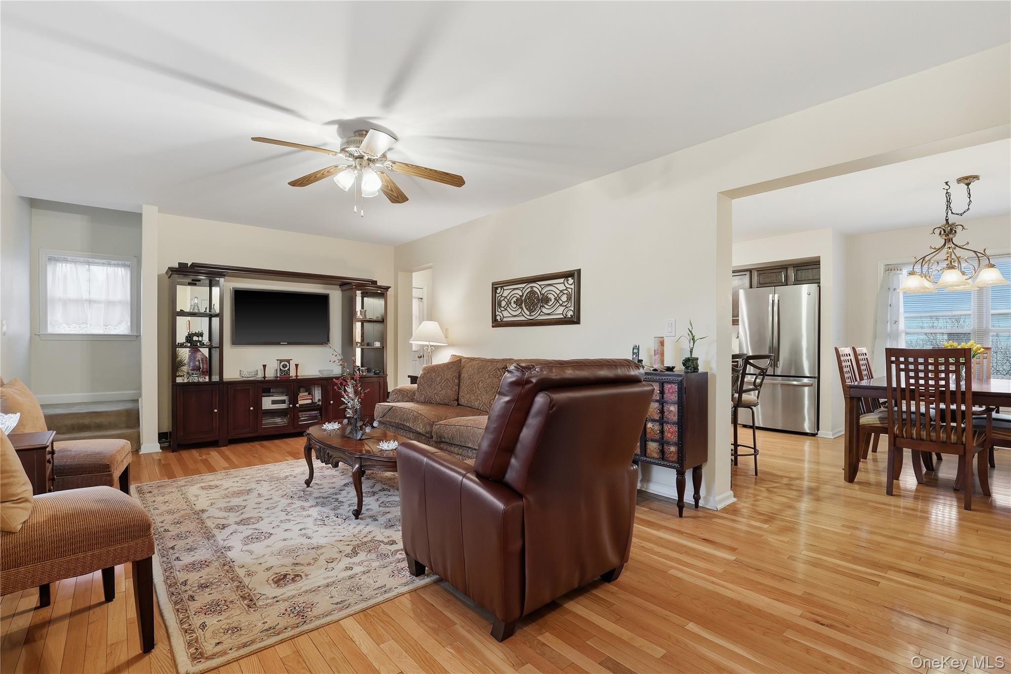 #17 photo, 6-8 Marion Avenue, 紐約州 Harrison , NY 10528