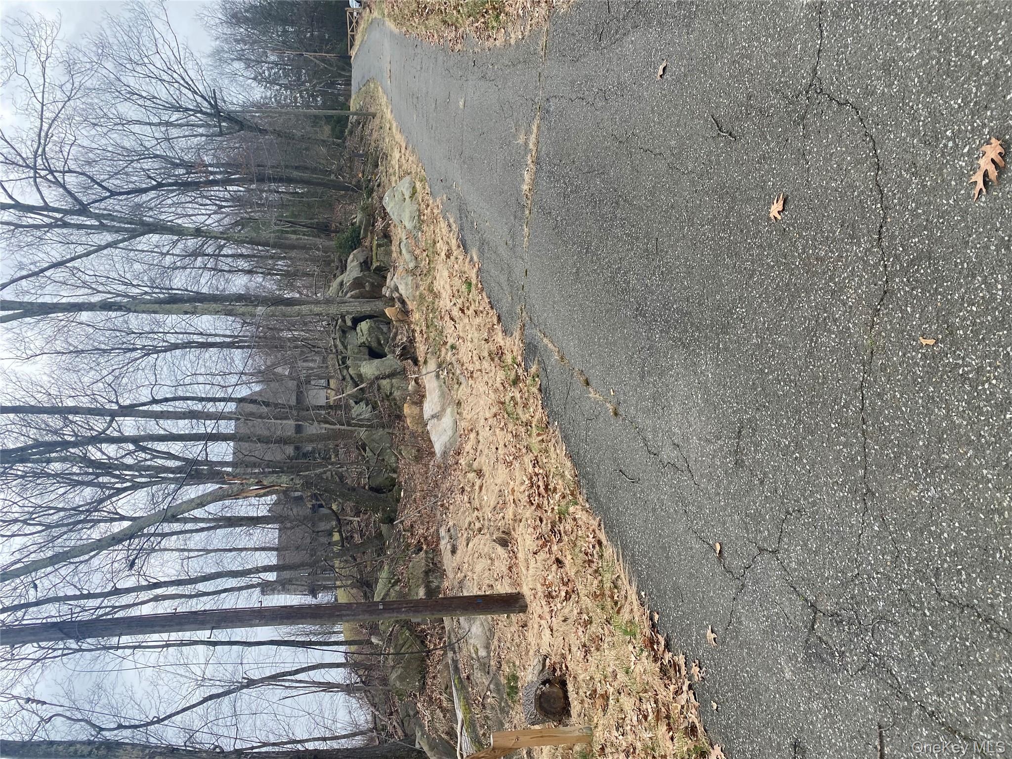 #3 photo, 4 Ledgewood Place, Armonk , NY 10504