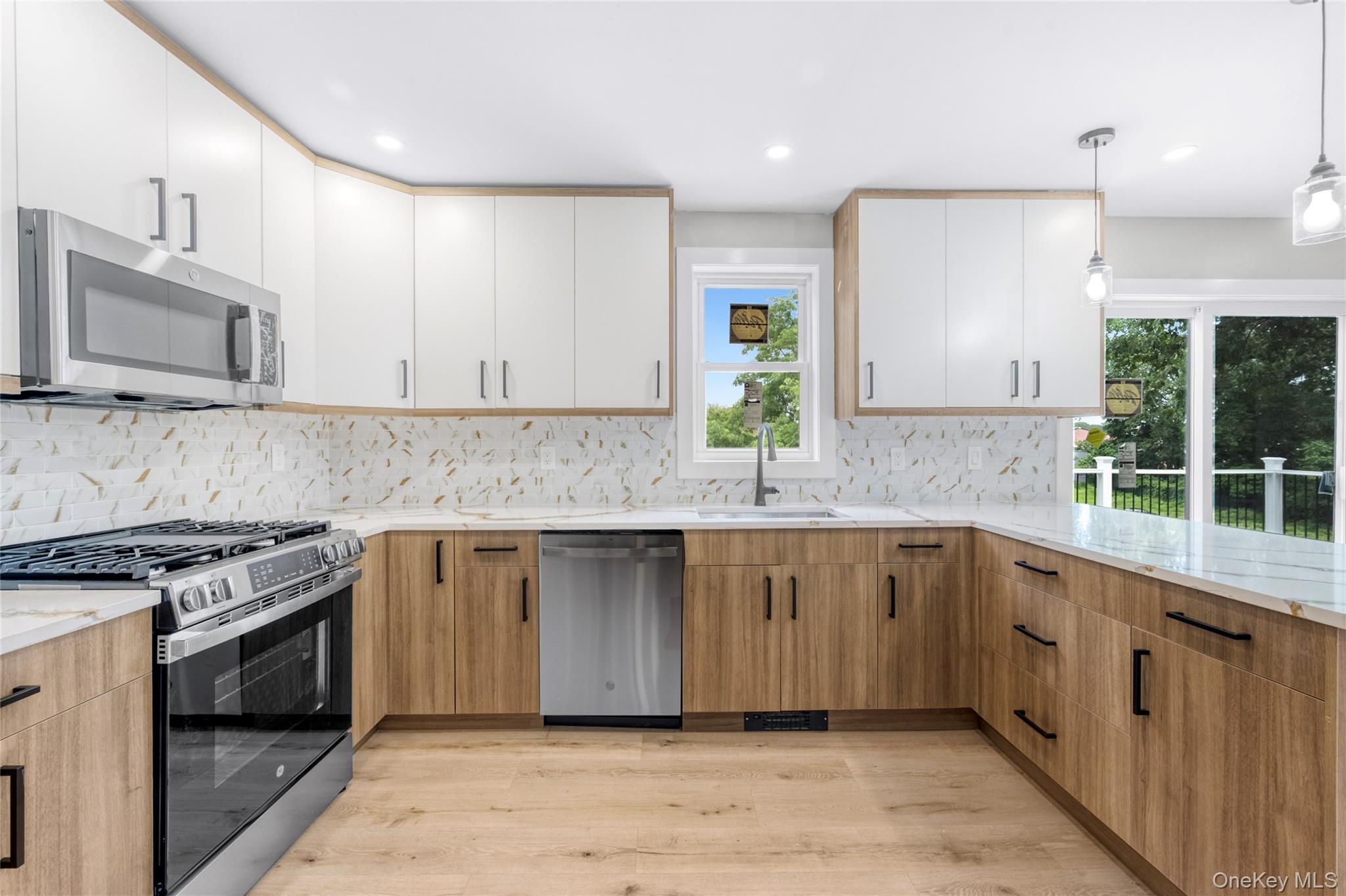 #8 photo, 3 Sylvan Place, New Rochelle , NY 10801